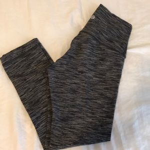 High-waisted Lululemon Wunder Unders size 2